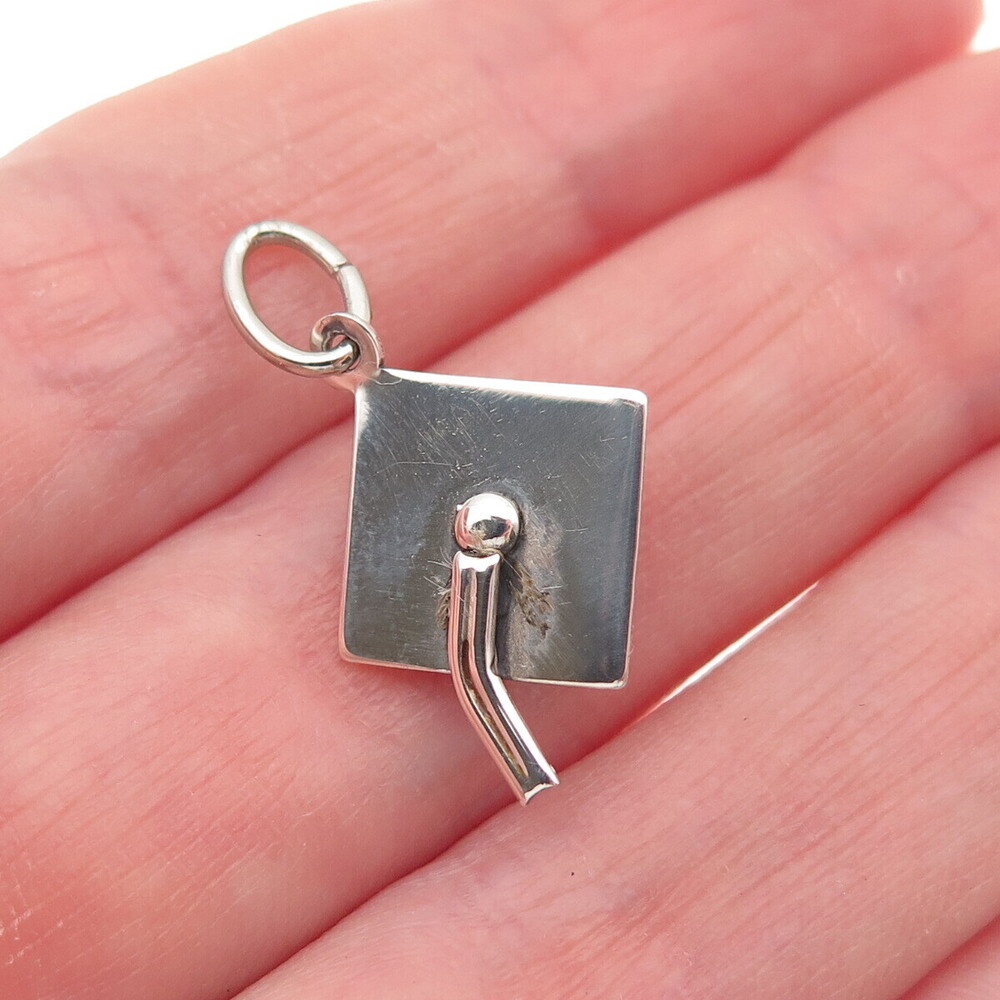 Beau 925 Sterling Silver Vintage Graduation Hat 3D Mini Charm Pendant
